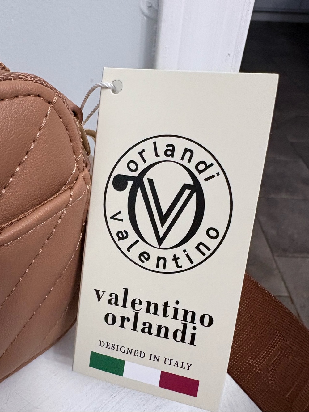 Valentino Orlandi Quilted Crossbody Bag in Taupe Brown with Gold Hardware NWT - Picture 5 of 6